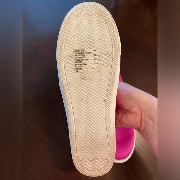 Badgley Mischka PINK SATIN Delight Jewel Ornament Slip On Sneakers Women's Sz 5 - Picture 10 of 11